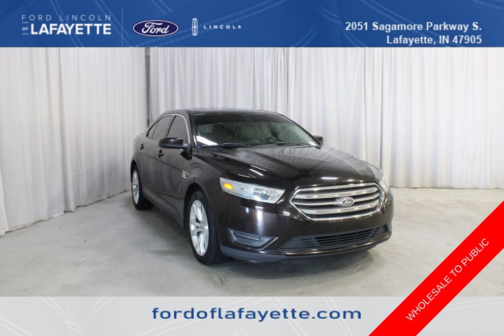 2013 Ford Taurus SEL Sedan