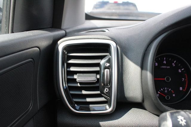 2022 Kia Sportage EX - Photo 9