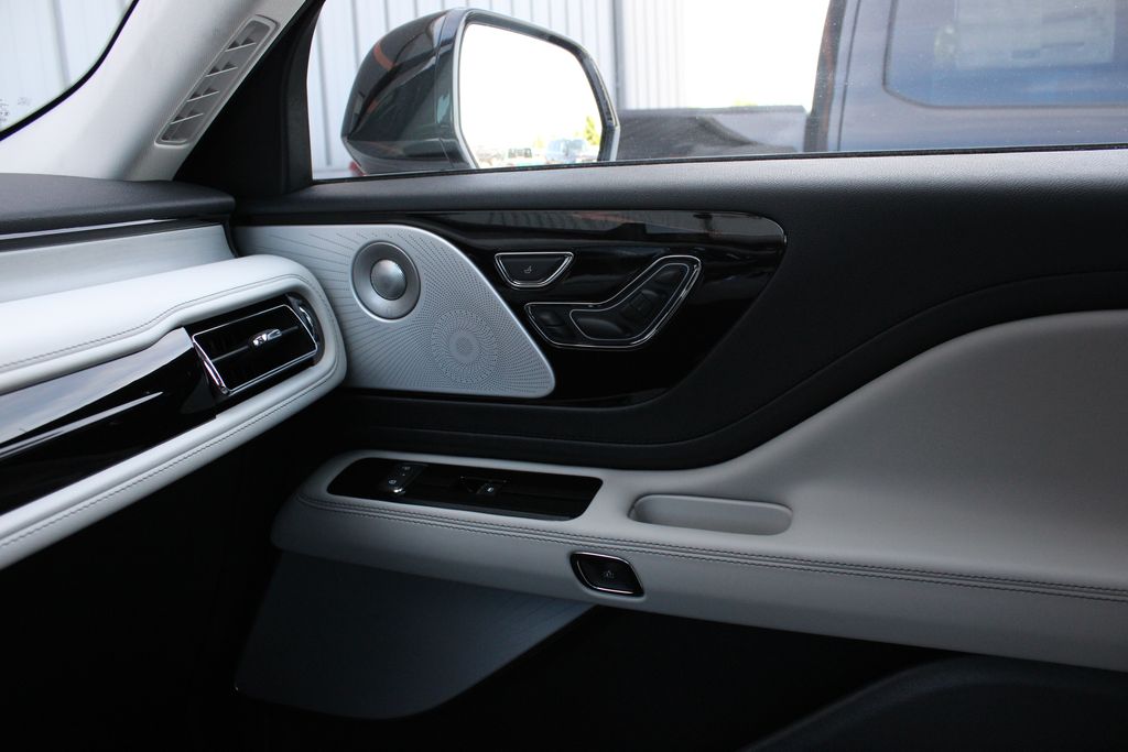 2026 Lincoln Aviator Reserve - Photo 19
