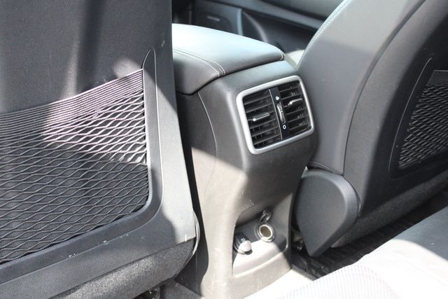2022 Kia Sportage EX - Photo 25