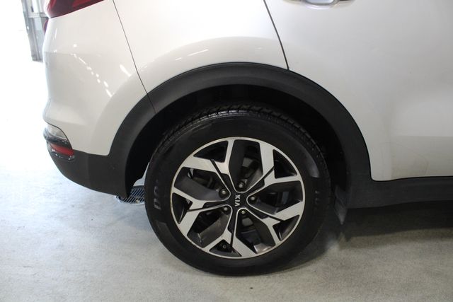 2022 Kia Sportage EX - Photo 29