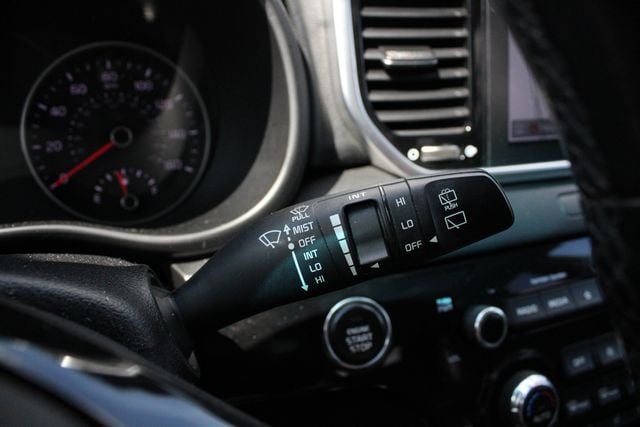 2022 Kia Sportage EX - Photo 15