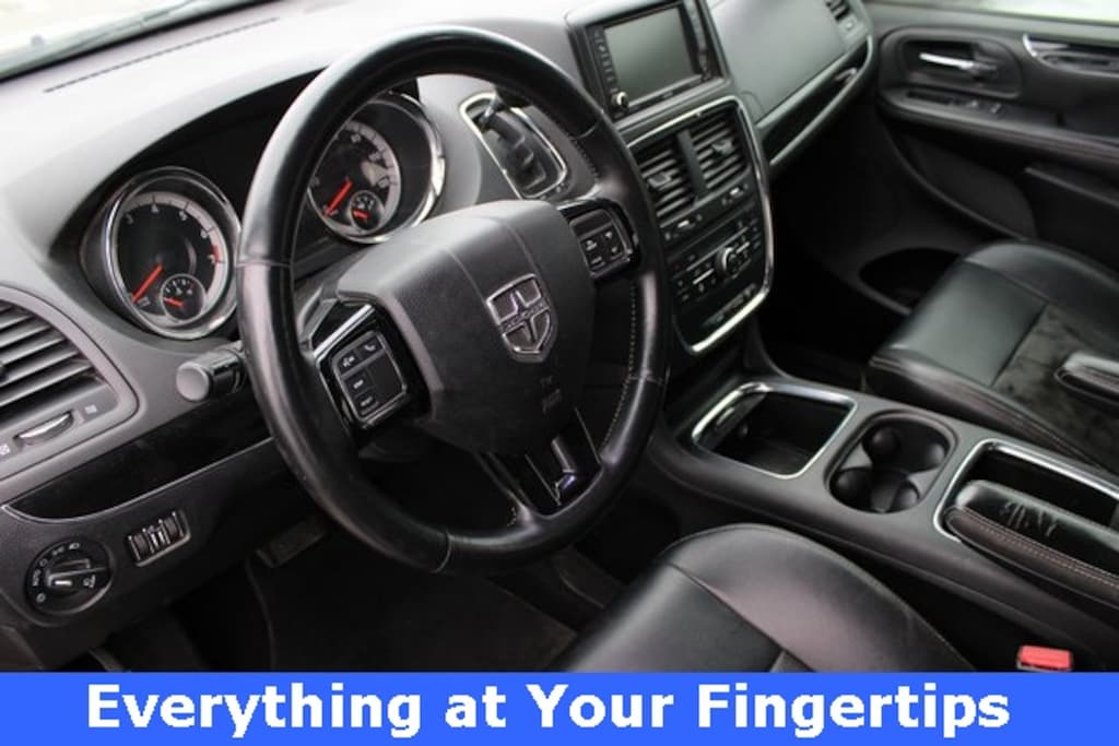 Used 2016 Dodge Grand Caravan SXT Van