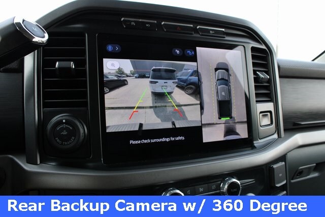 2024 Ford F-150 XLT photo 2
