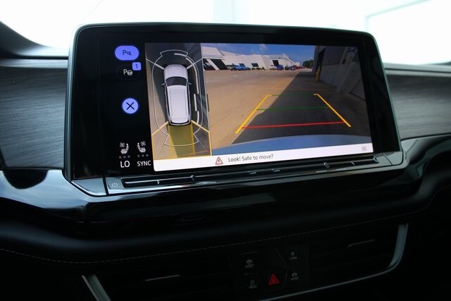 2024 Volkswagen Atlas SEL Premium R-Line photo 4