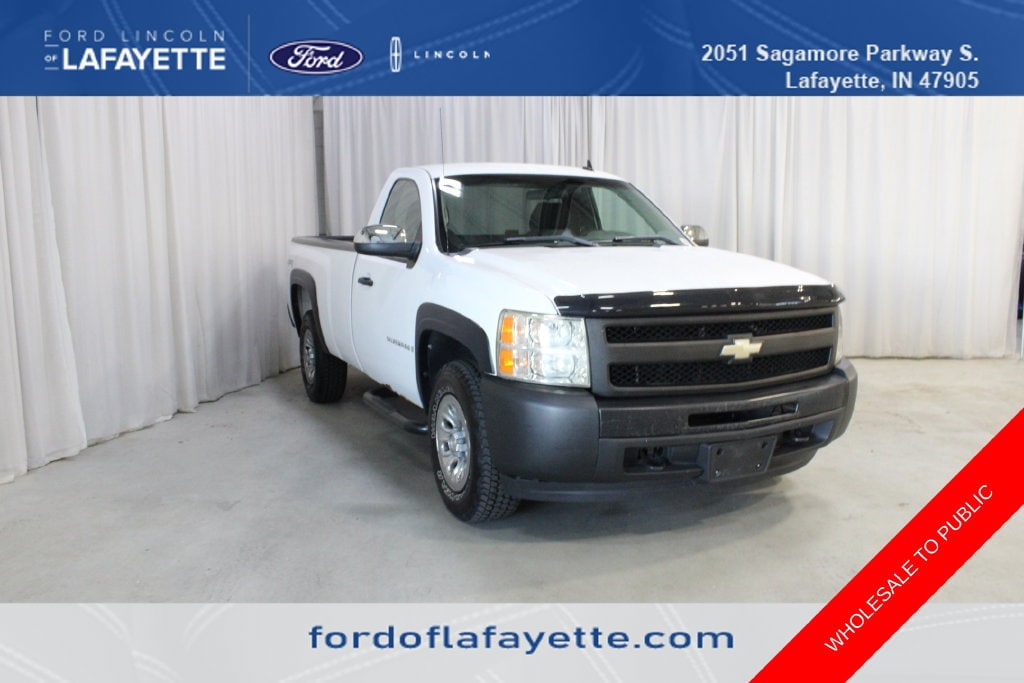 Used 2009 Chevrolet Silverado 1500 Work Truck with VIN 1GCEK14C59Z220608 for sale in Lafayette, IN