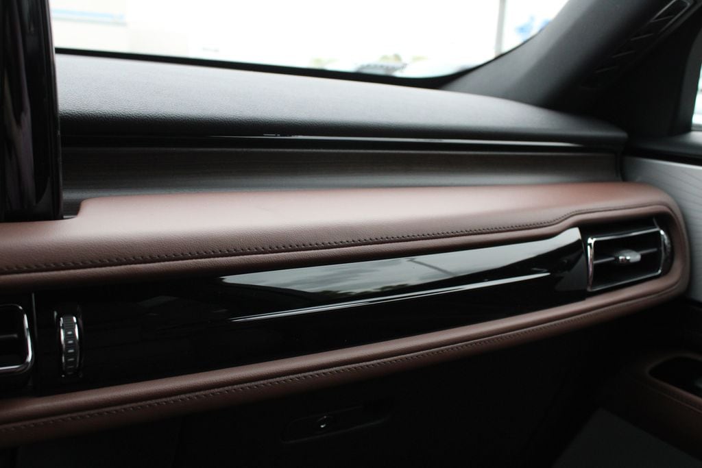 2026 Lincoln Aviator Reserve - Photo 18