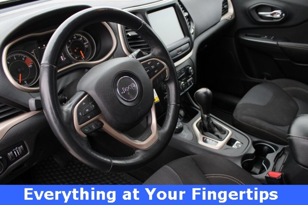 Used 2016 Jeep Cherokee Latitude 4x4 SUV