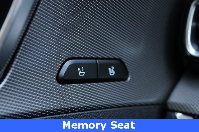 2025 Kia Sportage photo 2