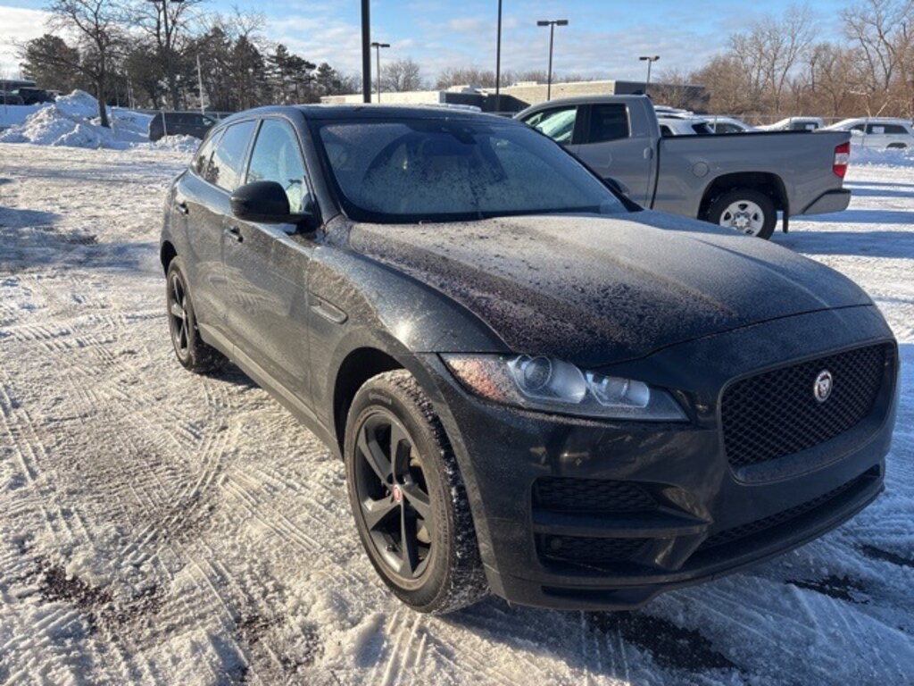Used 2017 Jaguar F-PACE 35t Premium SUV