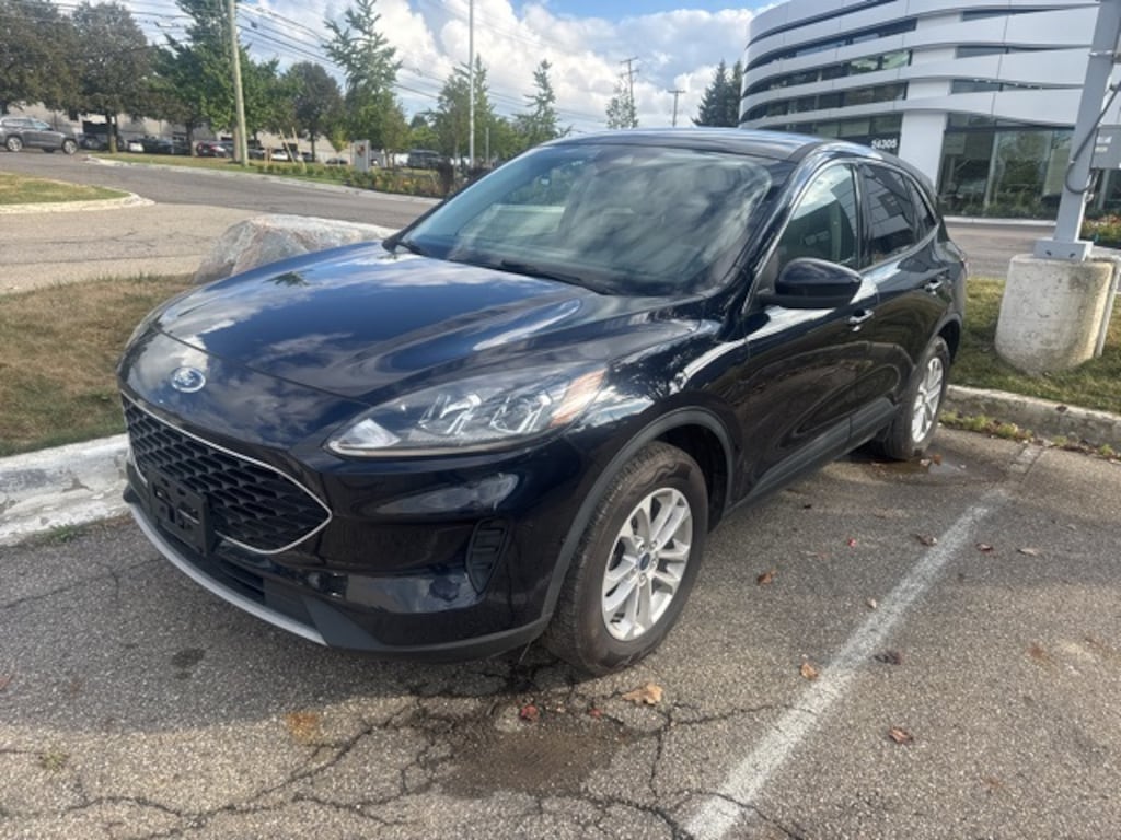 Used 2021 Ford Escape SE SUV