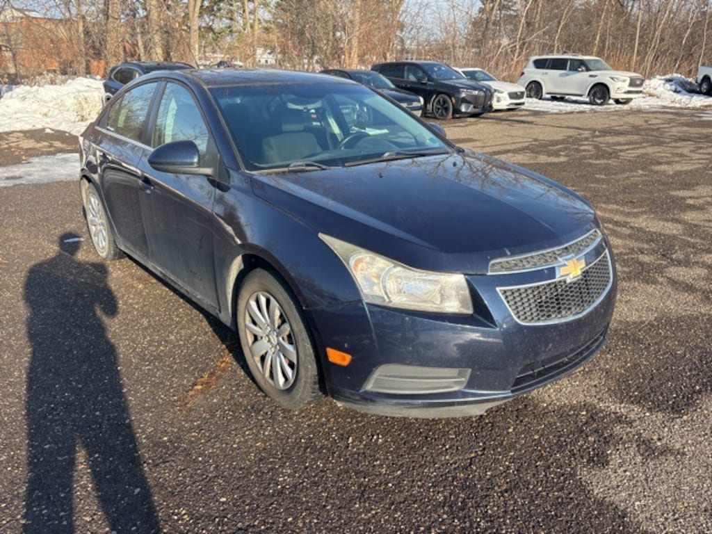 Used 2011 Chevrolet Cruze 1LT Sedan