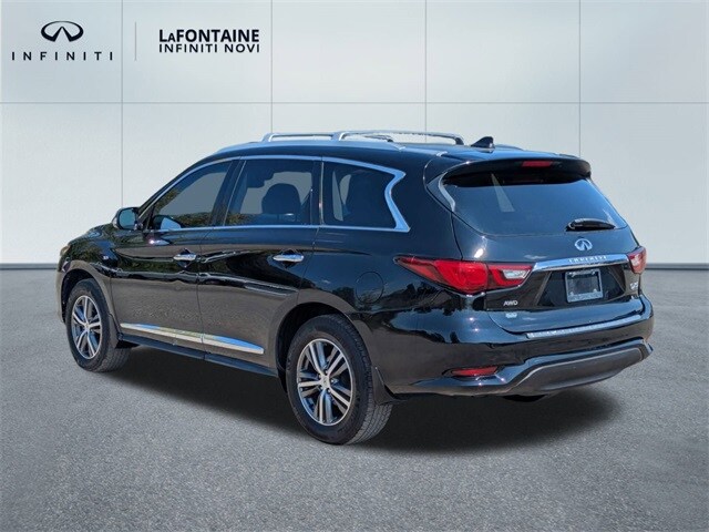 2020 Infiniti QX60 Luxe photo 3