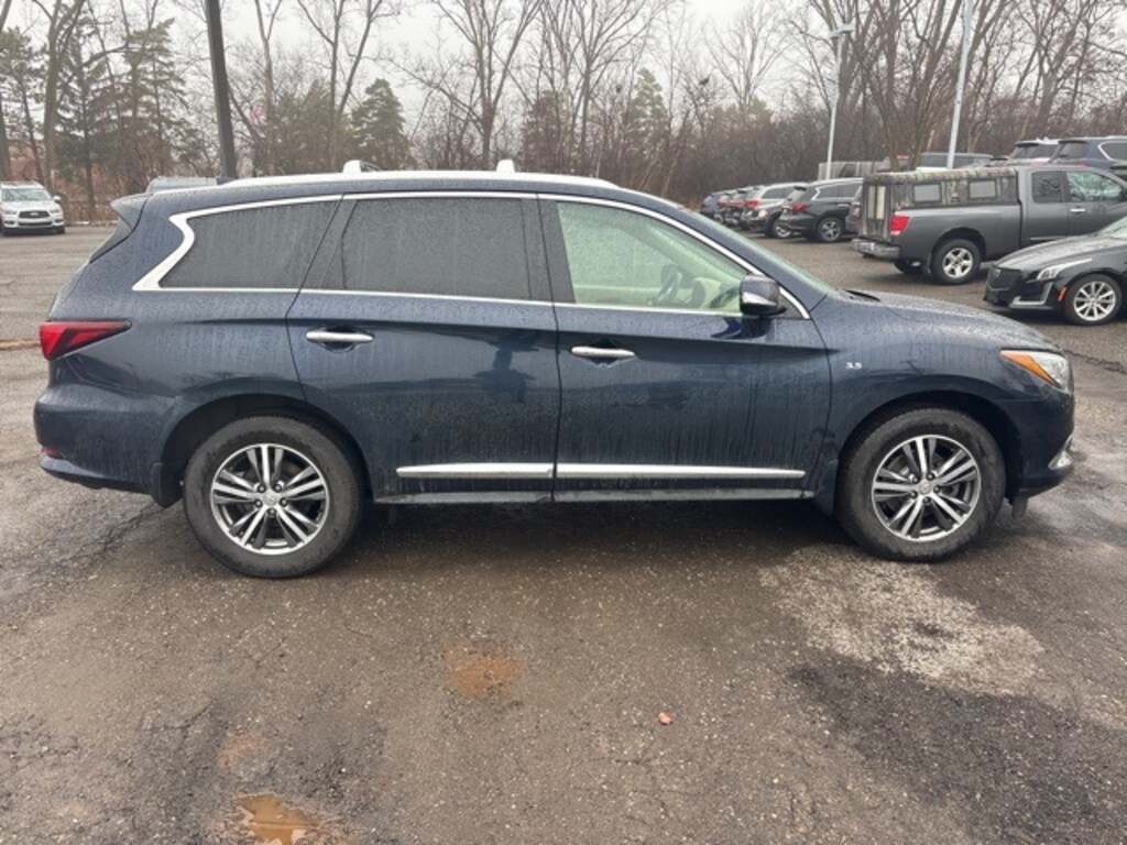 Used 2019 INFINITI QX60 Luxe SUV