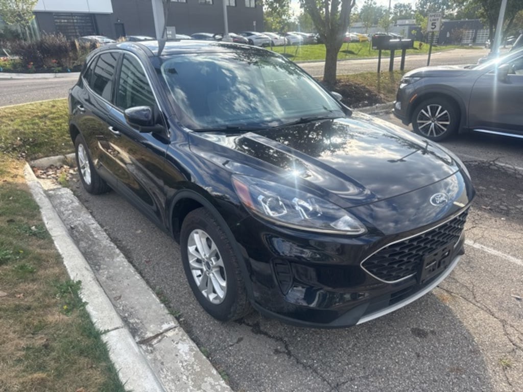 Used 2021 Ford Escape SE SUV
