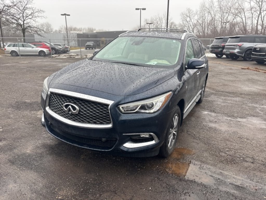 Used 2019 INFINITI QX60 Luxe SUV
