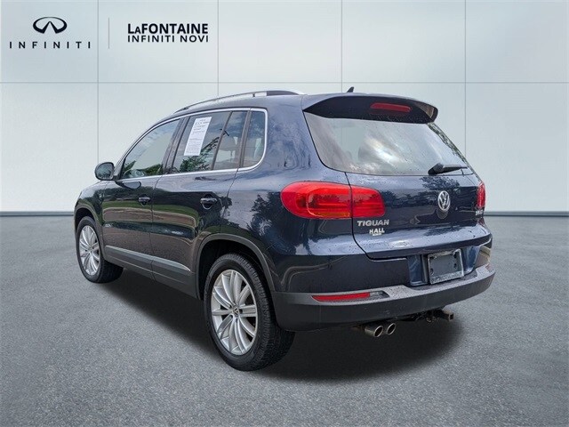 2014 Volkswagen Tiguan SEL photo 2