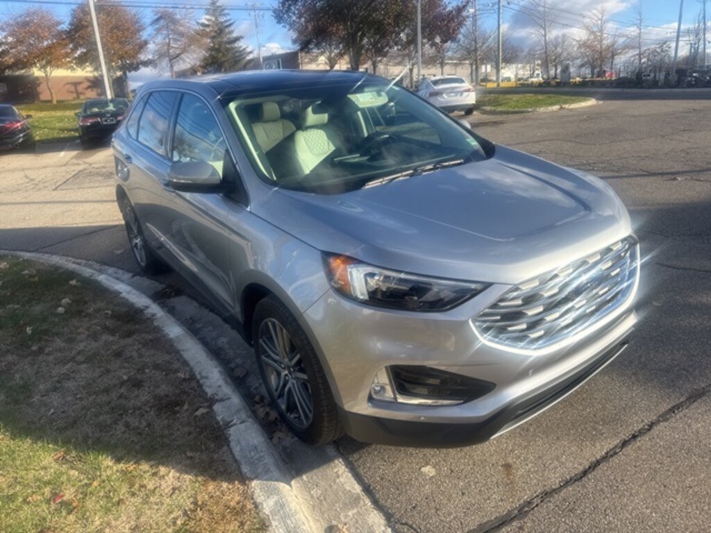 Used 2024 Ford Edge Titanium SUV