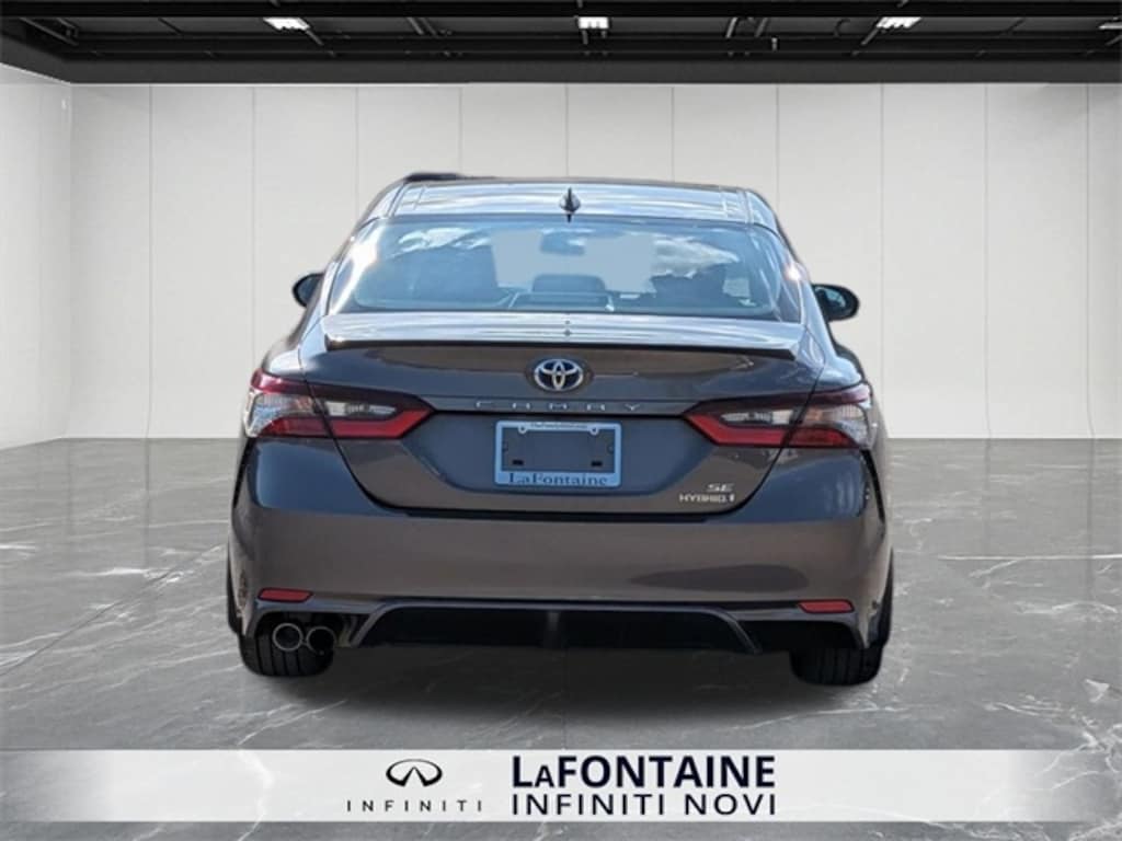 Used 2024 Toyota Camry Hybrid SE Sedan