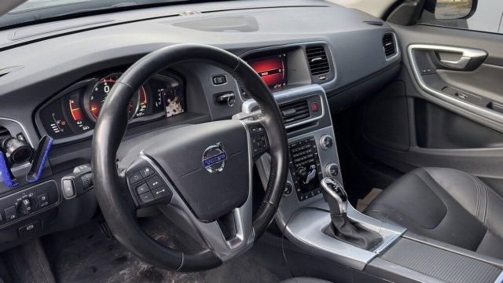 Used 2018 Volvo S60 Inscription T5 Platinum Sedan