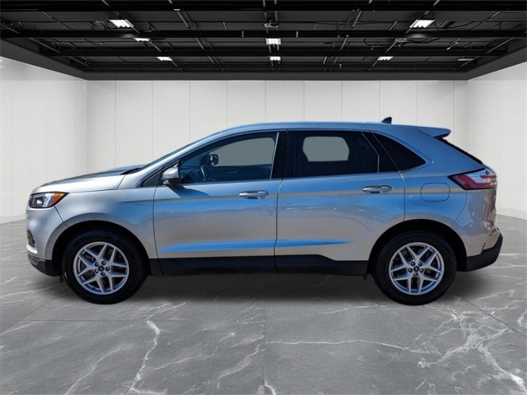 Used 2022 Ford Edge SEL SUV
