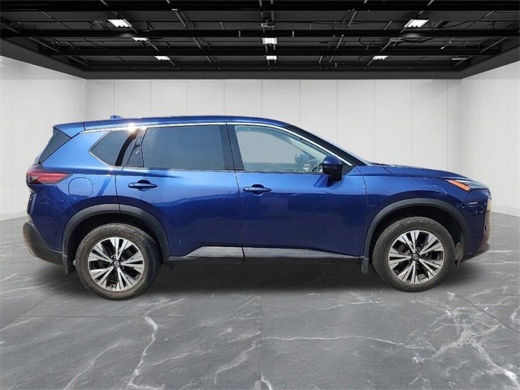 Used 2021 Nissan Rogue SV SUV