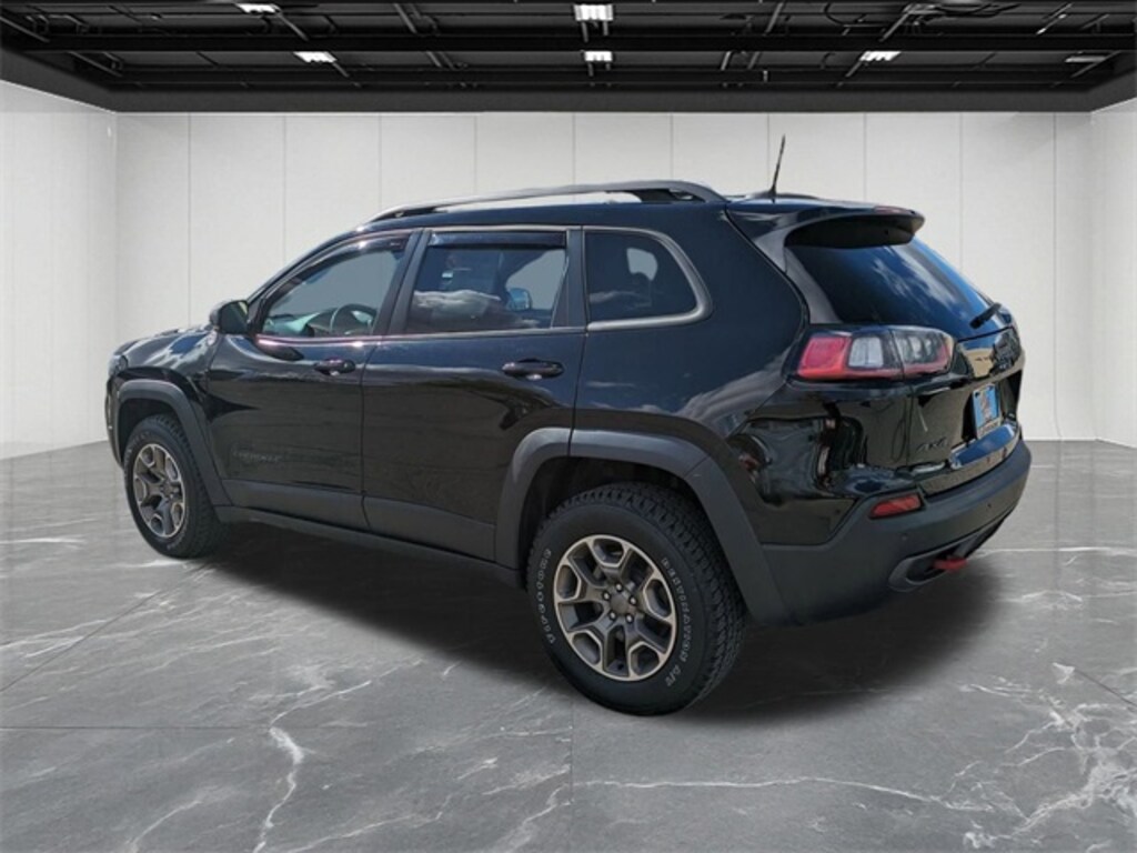 Used 2020 Jeep Cherokee Trailhawk SUV