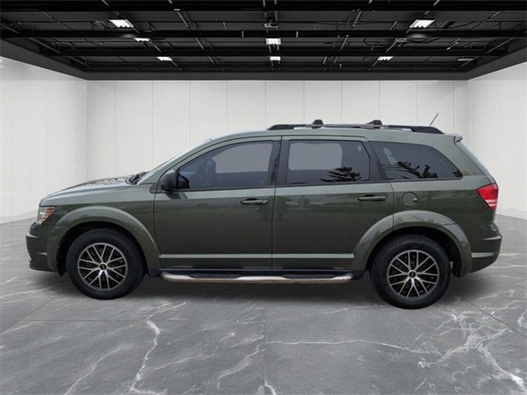 Used 2018 Dodge Journey SE SUV