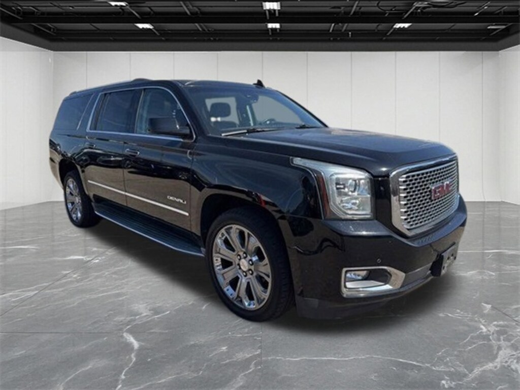 Used 2016 GMC Yukon XL Denali SUV