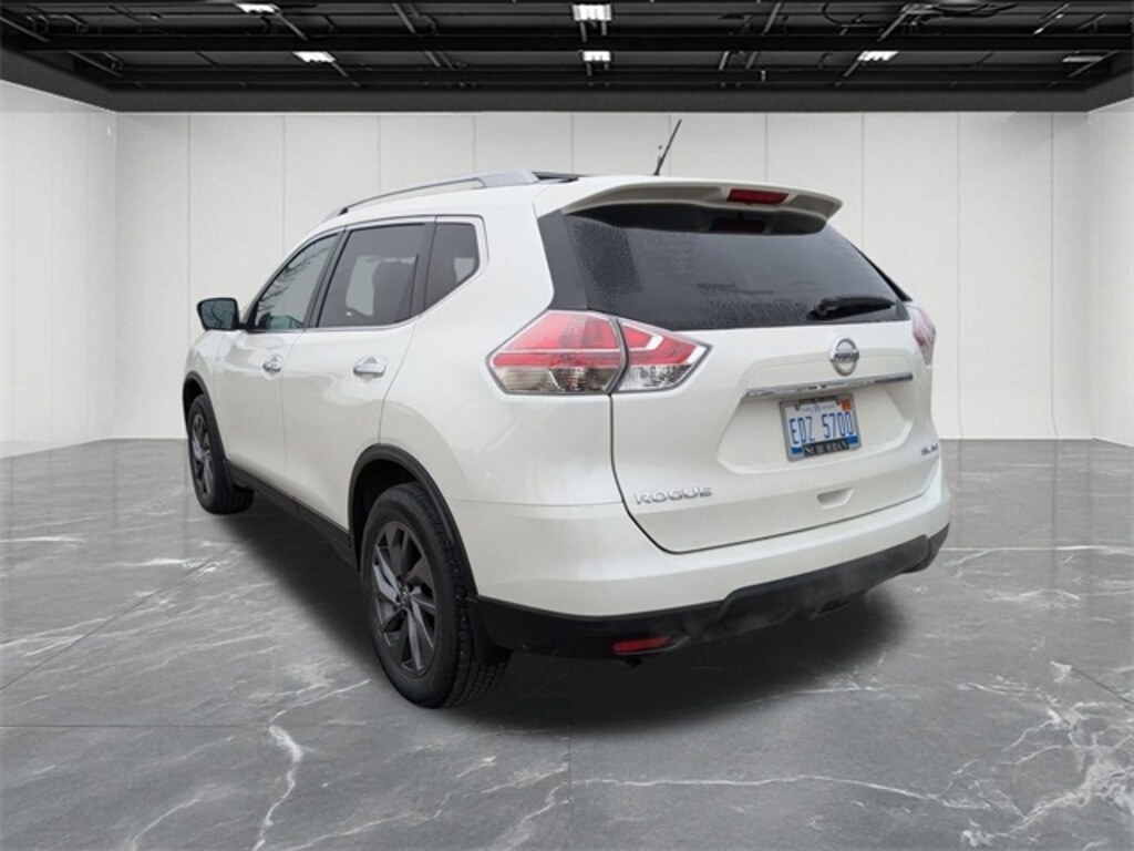 Used 2016 Nissan Rogue SL SUV