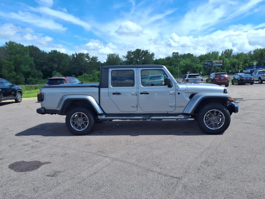 Used 2020 Jeep Gladiator Overland with VIN 1C6HJTFG9LL121416 for sale in Saint Peter, Minnesota