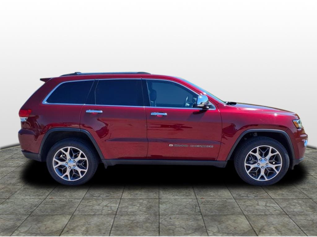 Used 2022 Jeep Grand Cherokee WK Limited with VIN 1C4RJFBG2NC119899 for sale in Saint Peter, Minnesota