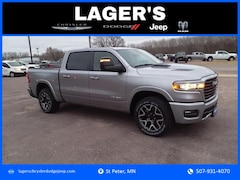 2025 Ram 1500 LARAMIE CREW CAB 4X4 5'7 BOX Pickup
