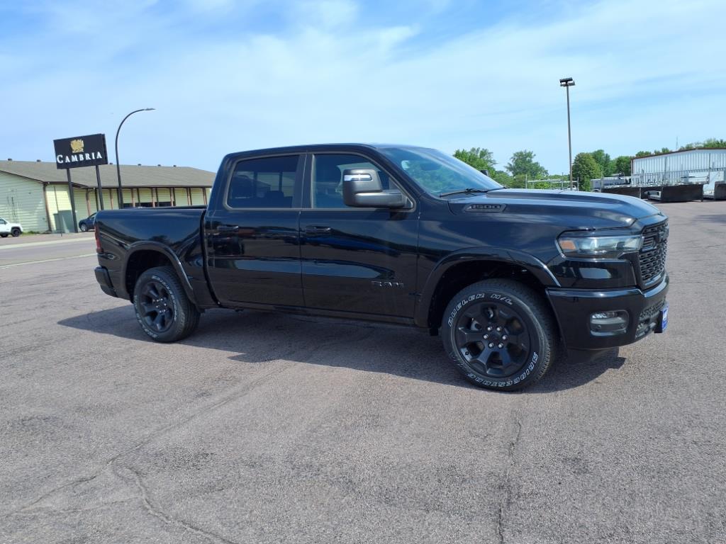 2025 Ram 1500 BIG HORN CREW CAB 4X4 5'7 BOX