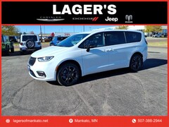 2026 Chrysler Pacifica SELECT AWD Passenger Van