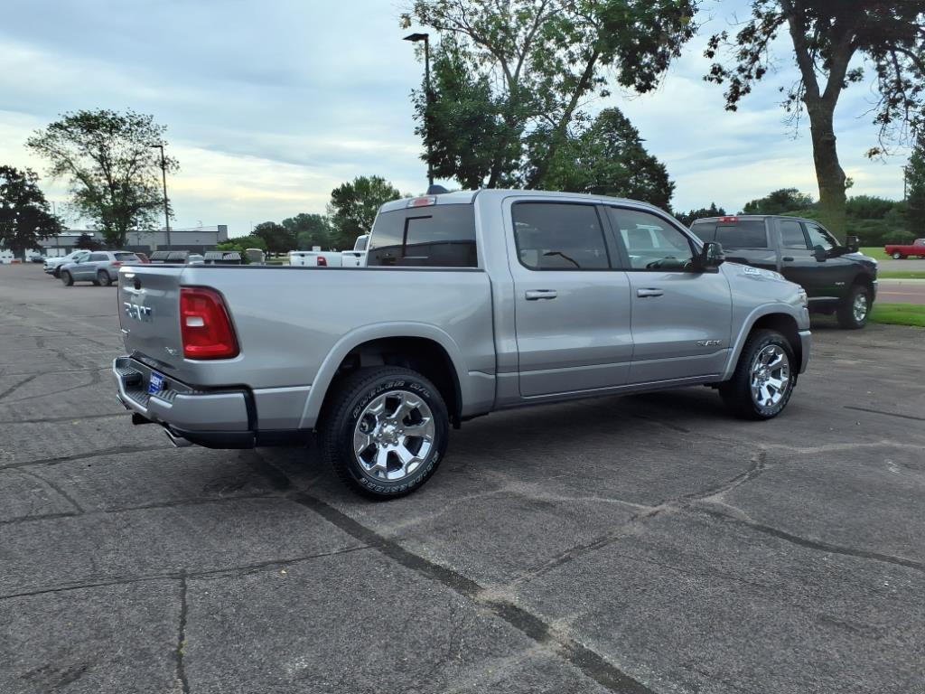 2026 Ram 1500 Big Horn photo 3