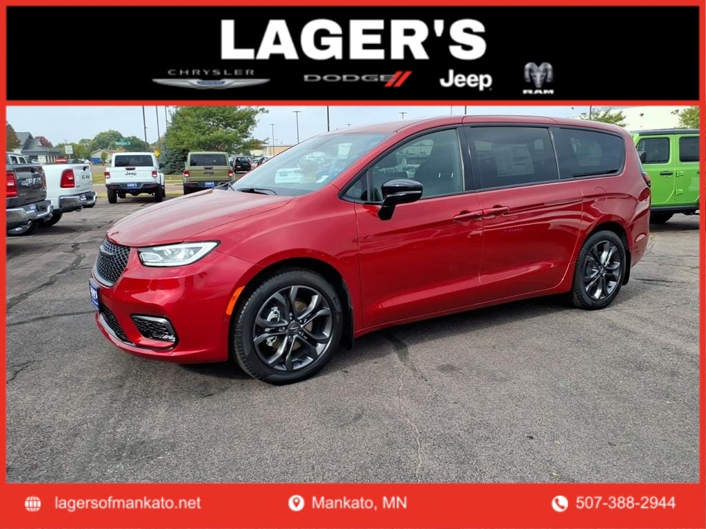 New 2026 Chrysler Pacifica SELECT Passenger Van