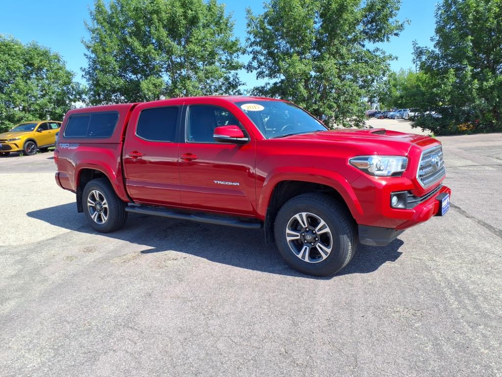 Used 2017 Toyota Tacoma TRD Sport with VIN 3TMCZ5AN3HM063127 for sale in Mankato, Minnesota