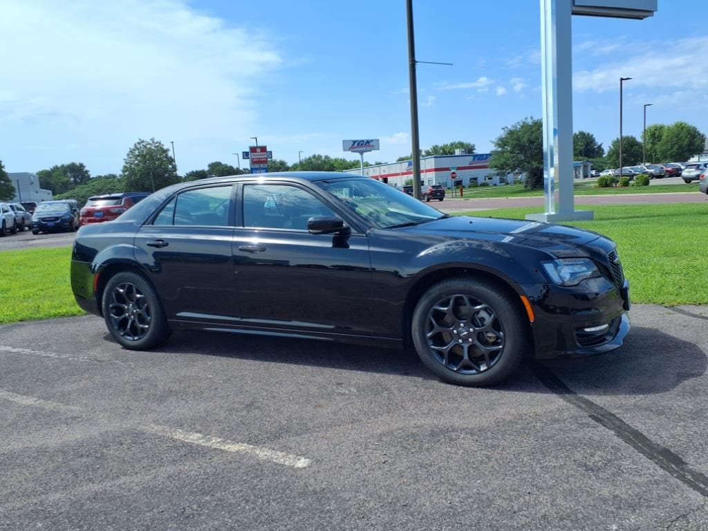 Used 2023 Chrysler 300 Touring L with VIN 2C3CCASG8PH677702 for sale in Mankato, Minnesota