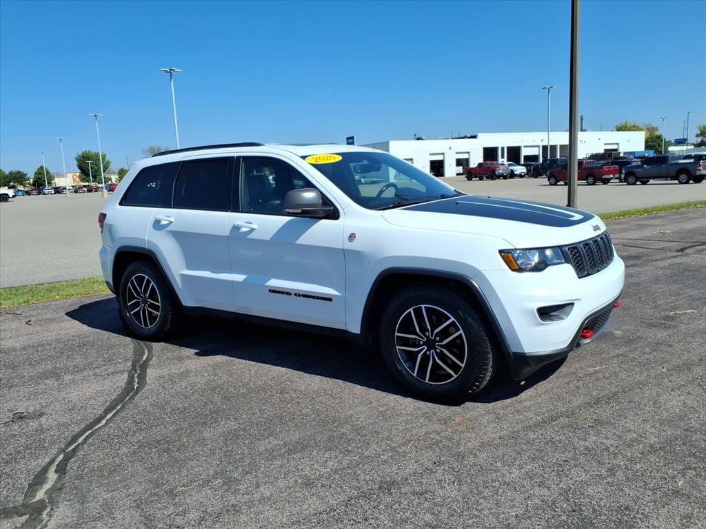 Used 2020 Jeep Grand Cherokee Trailhawk with VIN 1C4RJFLG5LC263006 for sale in Mankato, Minnesota