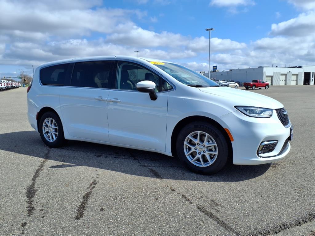 Used 2023 Chrysler Pacifica Touring L with VIN 2C4RC1BGXPR624094 for sale in Mankato, Minnesota