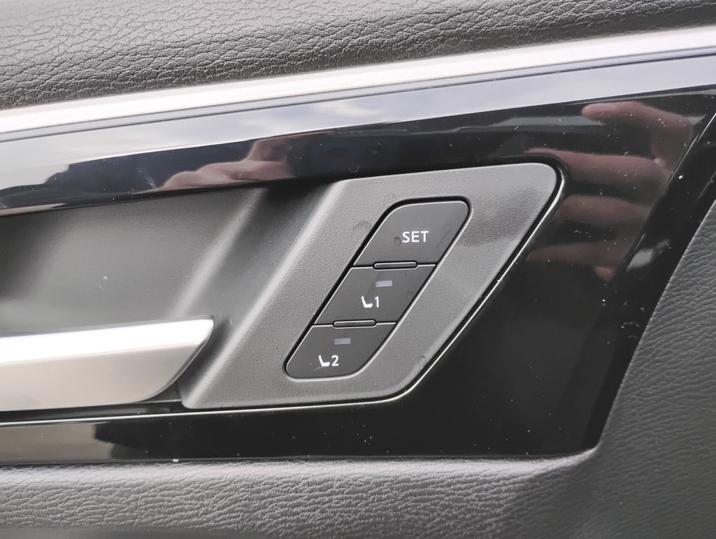 2026 Mitsubishi Outlander SEL - Photo 22