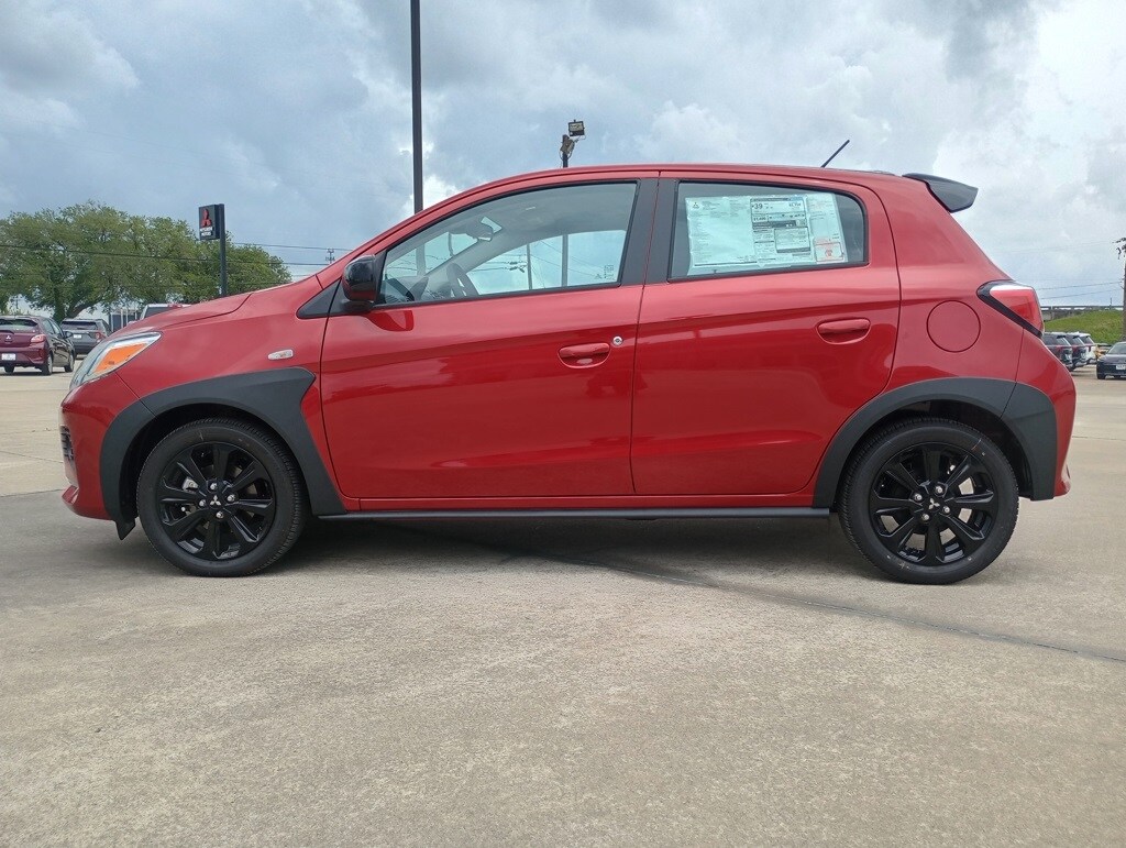 2024 Mitsubishi Mirage Black Edition photo 3