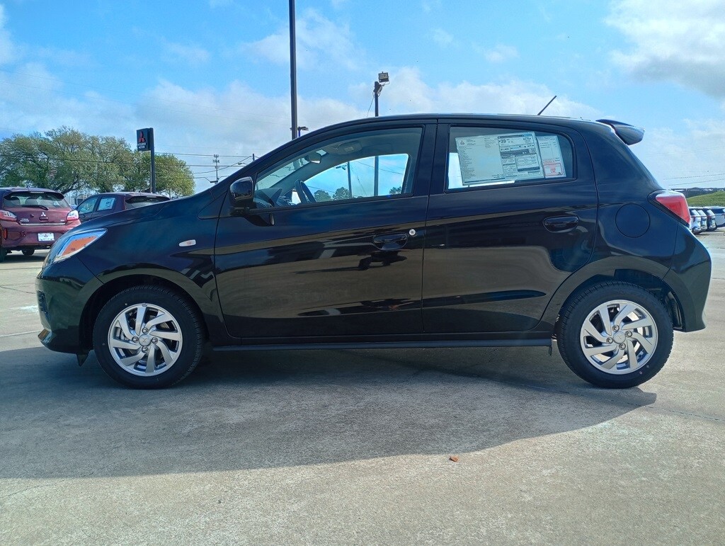 2024 Mitsubishi Mirage LE photo 4