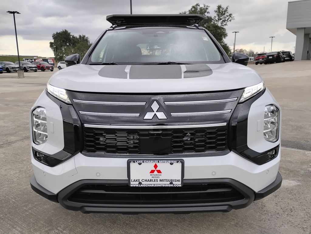 2026 Mitsubishi Outlander Trail Edition - Photo 2