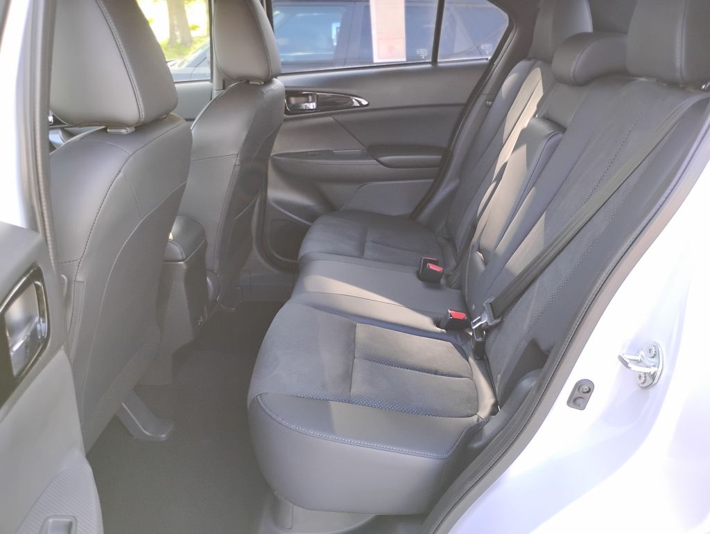 2025 Mitsubishi Eclipse Cross Black Edition - Photo 18