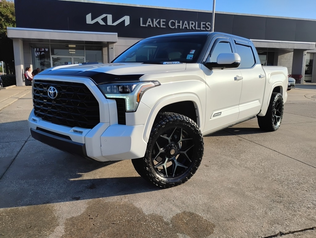 2023 Toyota Tundra Hybrid Capstone