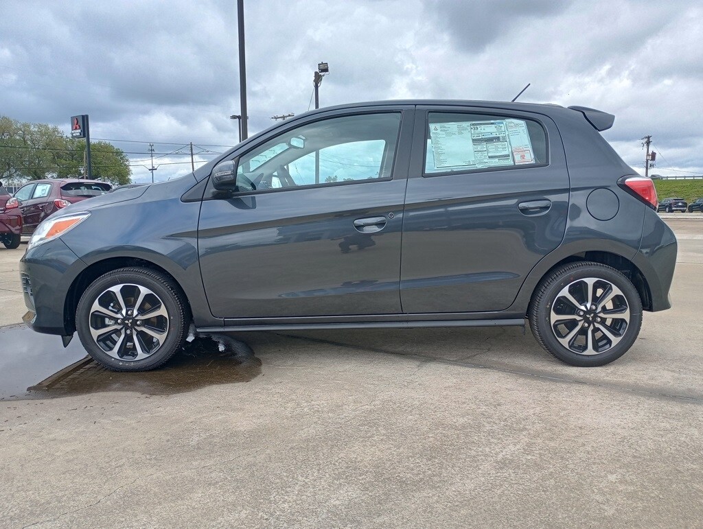 2024 Mitsubishi Mirage SE photo 3
