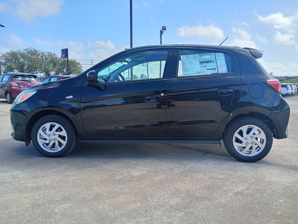 2024 Mitsubishi Mirage LE photo 4