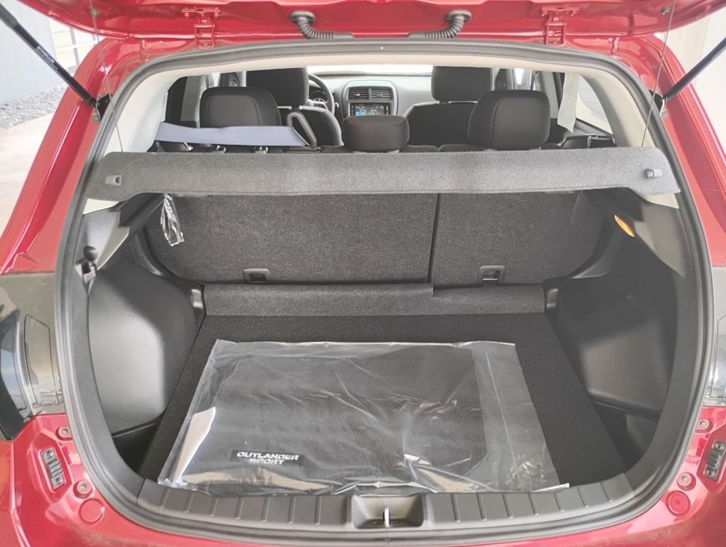 2025 Mitsubishi Outlander Sport ES - Photo 17